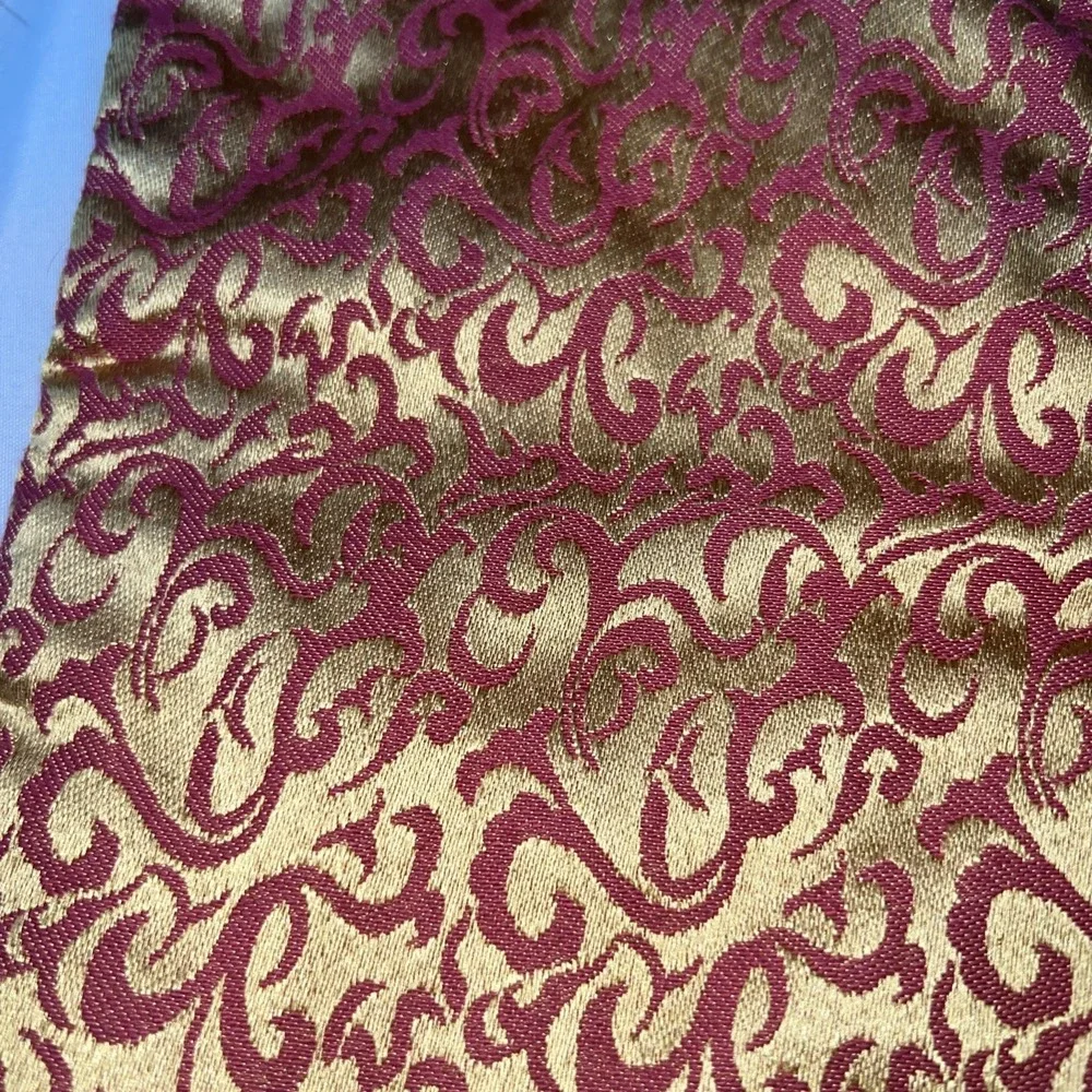 2 VILLA‎ BACCI BURGUNDY & GOLD TAPESTRY 17x 10 INCH MATCHING CHRISTMAS STOCKINGS